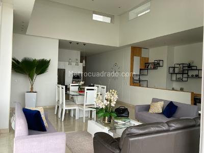 Apartamento de 4 alcobas en venta en Cristales, Cali, 378 m² · foto 19 de 20