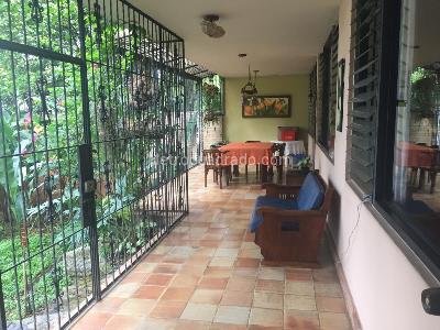 Apartamento de 4 alcobas en venta en Normandia, Cali, 175 m² · foto 10 de 20