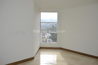 Apartamento de 3 alcobas en venta en Santa Teresita, Cali, 228 m² · foto 2 de 20