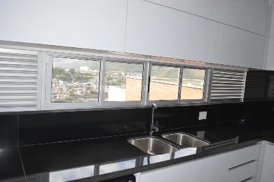 Apartamento de 3 alcobas en venta en Santa Teresita, Cali, 228 m² · foto 15 de 20