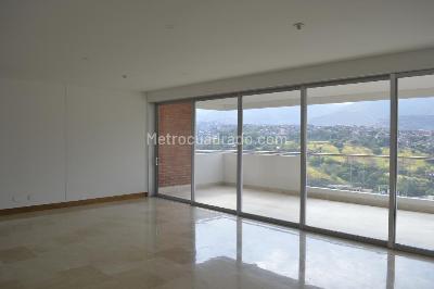 Apartamento de 3 alcobas en venta en Santa Teresita, Cali, 228 m² · foto 2 de 20