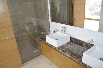 Apartamento de 3 alcobas en venta en Santa Teresita, Cali, 228 m² · foto 17 de 20