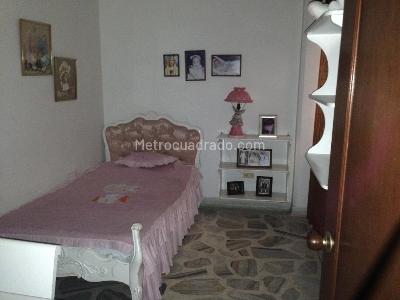 Casa de 5 alcobas en venta en Central, Palmira, 393 m² · foto 5 de 20