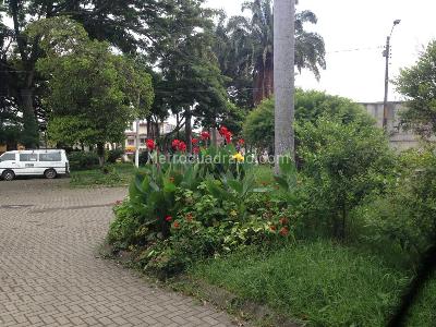 Casa de 5 alcobas en venta en Central, Palmira, 393 m² · foto 8 de 20