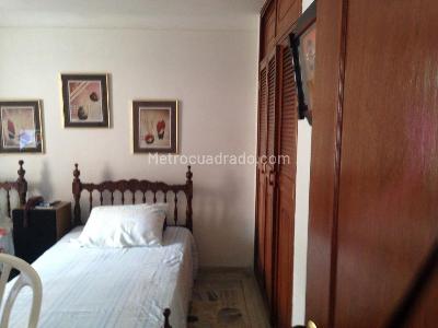 Casa de 5 alcobas en venta en Central, Palmira, 393 m² · foto 15 de 20