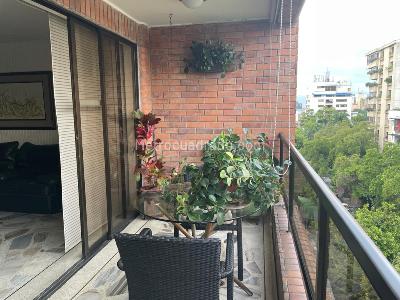Apartamento de 3 alcobas en venta en Centenario, Cali, 147 m² · foto 3 de 16