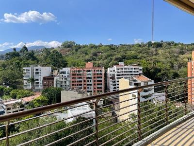 Apartamento de 4 alcobas en arriendo en Santa Teresita, Cali, 166 m² · foto 4 de 20