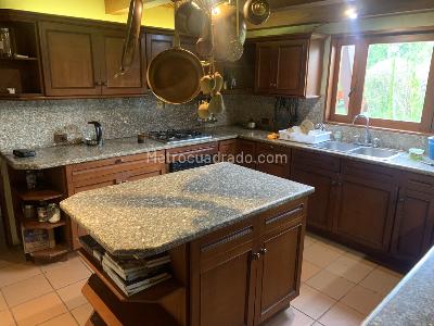 Casa de 5 alcobas en venta en Dapa, Cali, 825 m² · foto 10 de 20