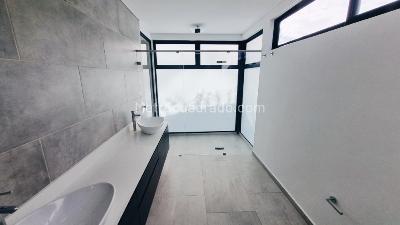 Casa de 3 alcobas en venta en Circacia, Armenia, 222 m² · foto 9 de 17