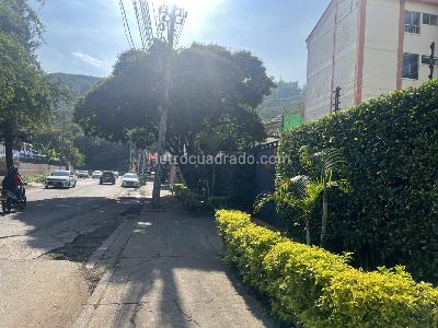 Casa de 3 alcobas en venta en Bella Suiza Alta, Cali, 644 m² · foto 8 de 17