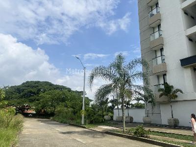 Apartaestudio en venta en Ciudad Jardin, Cali, 43 m² · foto 2 de 18