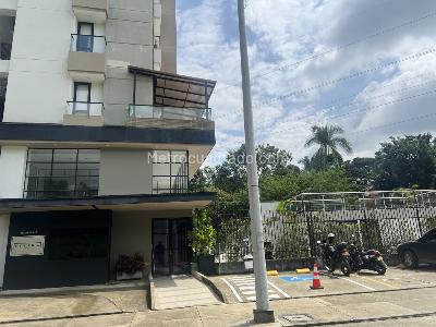 Apartaestudio en venta en Ciudad Jardin, Cali, 43 m² · foto 3 de 18