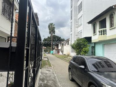 Casa de 5 alcobas en venta en El Gran Limonar, Cali · foto 3 de 14