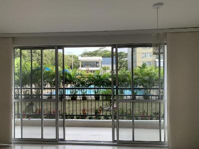 Apartamento de 3 alcobas en venta en Bochalema, Cali, 68 m² · foto 2 de 17