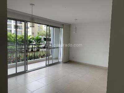 Apartamento de 3 alcobas en venta en Bochalema, Cali, 68 m² · foto 3 de 17
