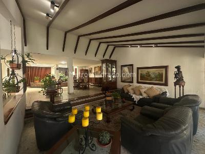 Casa de 5 alcobas en venta en La Flora, Cali, 324 m² · foto 4 de 20