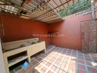 Casa de 5 alcobas en venta en Normandia, Cali, 582 m² · foto 9 de 20