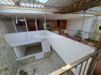 Casa de 5 alcobas en venta en Normandia, Cali, 582 m² · foto 13 de 20