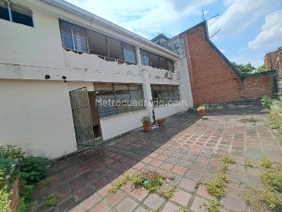 Casa de 5 alcobas en venta en Normandia, Cali, 582 m² · foto 18 de 20