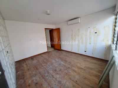 Casa de 5 alcobas en venta en Normandia, Cali, 582 m² · foto 20 de 20