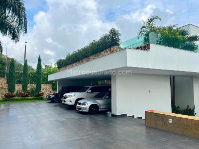 Casa de 5 alcobas en venta en Pance, Cali, 921 m² · foto 3 de 20