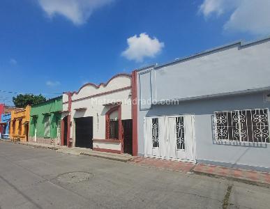 Casa de 4 alcobas en venta en Barrio Nuevo, Palmira, 256 m² · foto 2 de 13