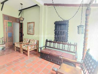 Casa de 5 alcobas en venta en San Antonio, Cali, 469 m² · foto 10 de 20