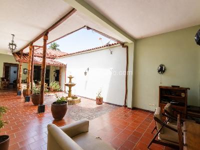 Casa de 5 alcobas en venta en San Antonio, Cali, 469 m² · foto 16 de 20