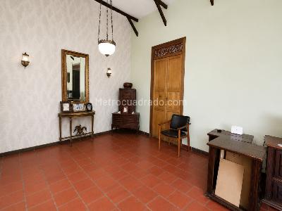 Casa de 5 alcobas en venta en San Antonio, Cali, 469 m² · foto 7 de 20