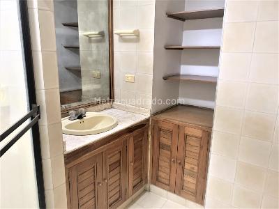 Apartamento de 3 alcobas en venta en Altos De Santa Rita 1 Y 2, Cali, 150 m² · foto 11 de 17