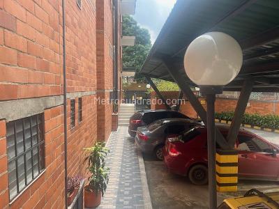Apartamento de 3 alcobas en arriendo en Santa Anita, Cali, 55 m² · foto 9 de 20