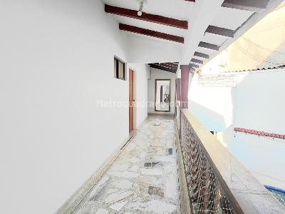 Casa de 4 alcobas en venta en Cristales, Cali, 340 m² · foto 16 de 20