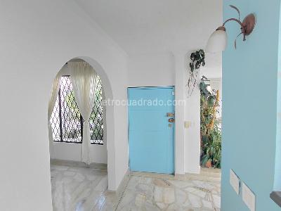 Casa de 4 alcobas en venta en Cristales, Cali, 340 m² · foto 3 de 20