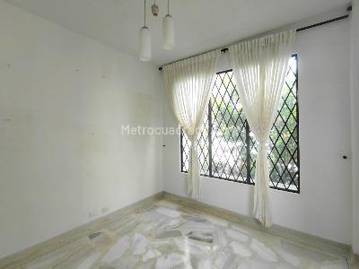 Casa de 4 alcobas en venta en Cristales, Cali, 340 m² · foto 4 de 20
