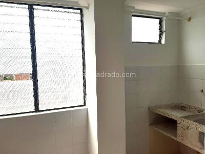 Apartamento de 3 alcobas en venta en Altamira, Palmira, 74 m² · foto 5 de 20
