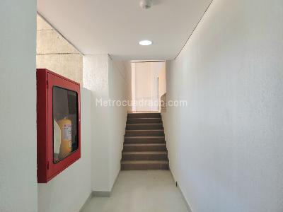 Apartaestudio en venta en El Limonar, Cali, 34 m² · foto 14 de 17