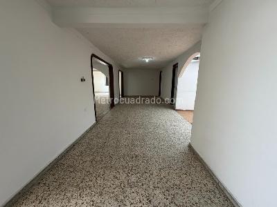 Casa de 4 alcobas en arriendo en La Flora, Cali, 336 m² · foto 5 de 20