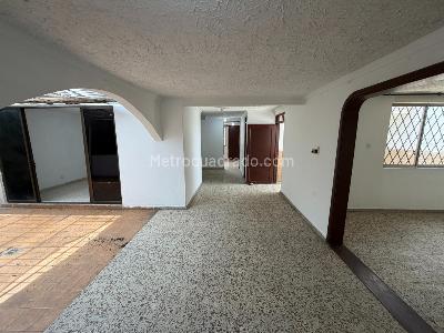 Casa de 4 alcobas en arriendo en La Flora, Cali, 336 m² · foto 15 de 20