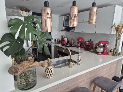 Apartamento de 2 alcobas en venta en Menga, Cali, 87 m² · foto 8 de 20