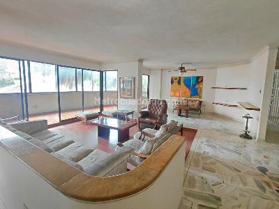 Apartamento en venta en Versalles, Cali · foto 4 de 19