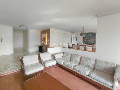 Apartamento en venta en Versalles, Cali · foto 5 de 19