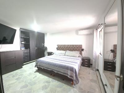 Apartamento de 3 alcobas en venta en Cristales, Cali, 135 m² · foto 13 de 20
