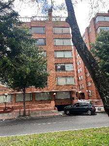Apartamento de 5 alcobas en venta en Chico Norte, Bogotá, 198 m² · foto 3 de 20
