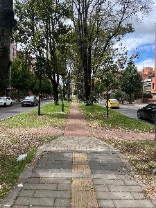 Apartamento de 5 alcobas en venta en Chico Norte, Bogotá, 198 m² · foto 2 de 20
