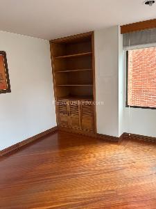 Apartamento de 5 alcobas en venta en Chico Norte, Bogotá, 198 m² · foto 11 de 20