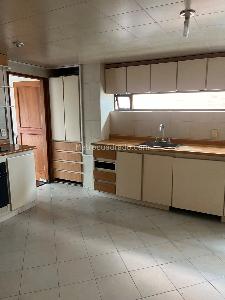 Apartamento de 5 alcobas en venta en Chico Norte, Bogotá, 198 m² · foto 10 de 20