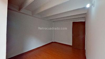 Casa de 4 alcobas en venta en El Polo, Bogotá, 258 m² · foto 2 de 17