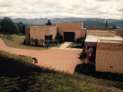 Casa de 4 alcobas en venta en Yerbabuena, Chía, 530 m² · foto 4 de 18
