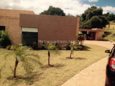 Casa de 4 alcobas en venta en Yerbabuena, Chía, 530 m² · foto 9 de 18