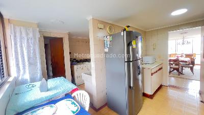 Apartamento en venta en Lalinde, Medellín · foto 7 de 12